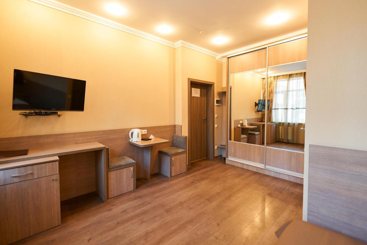 Hotel Classic Киев Екстериор снимка