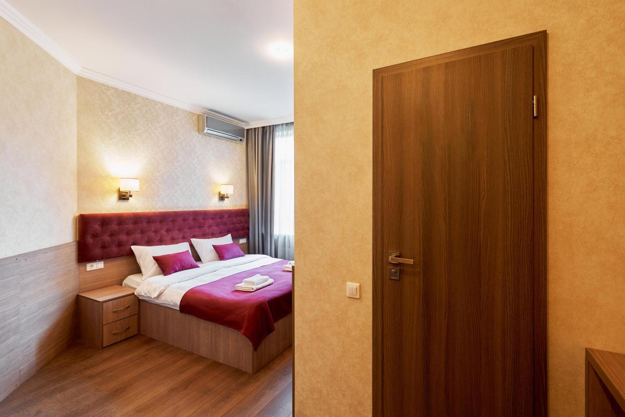 Hotel Classic Киев Екстериор снимка