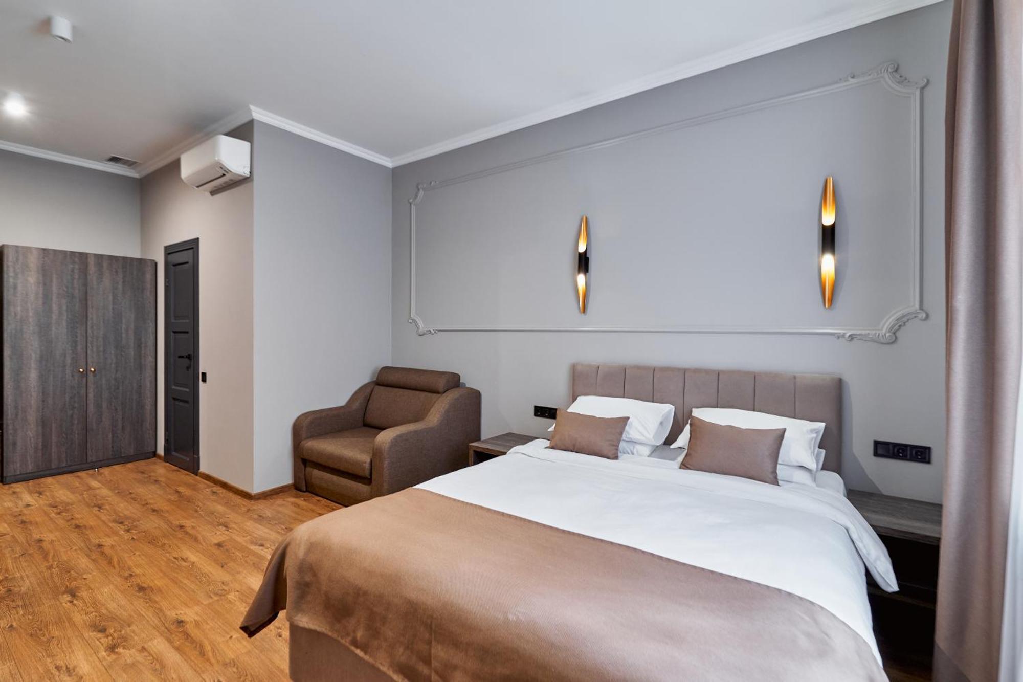Hotel Classic Киев Екстериор снимка