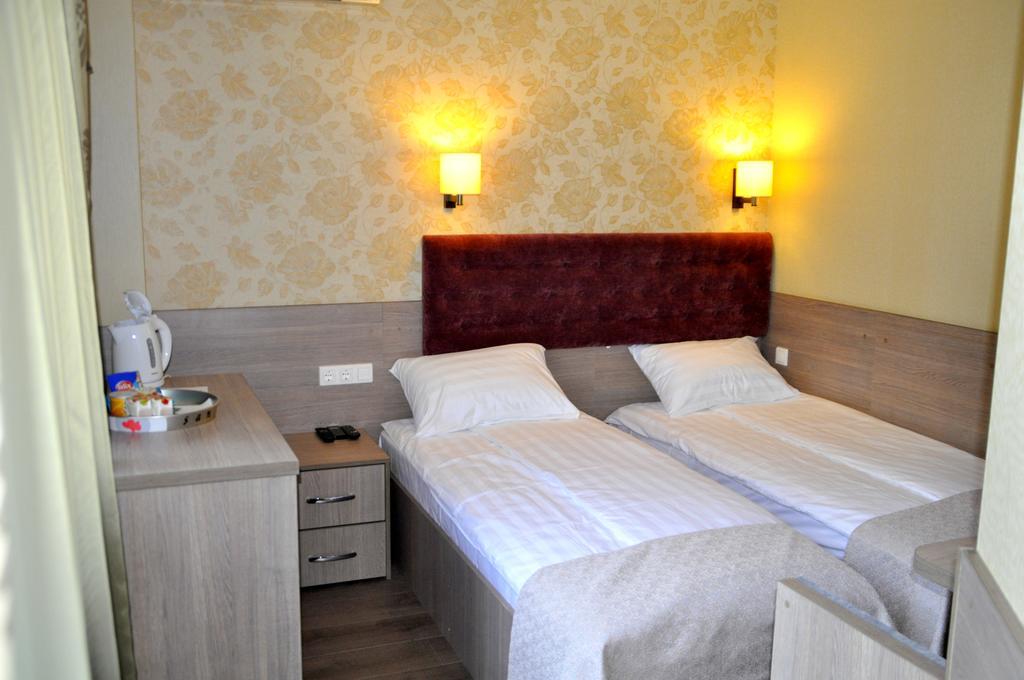 Hotel Classic Киев Стая снимка